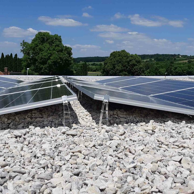 Photovoltaikanlage auf einem Flachdach